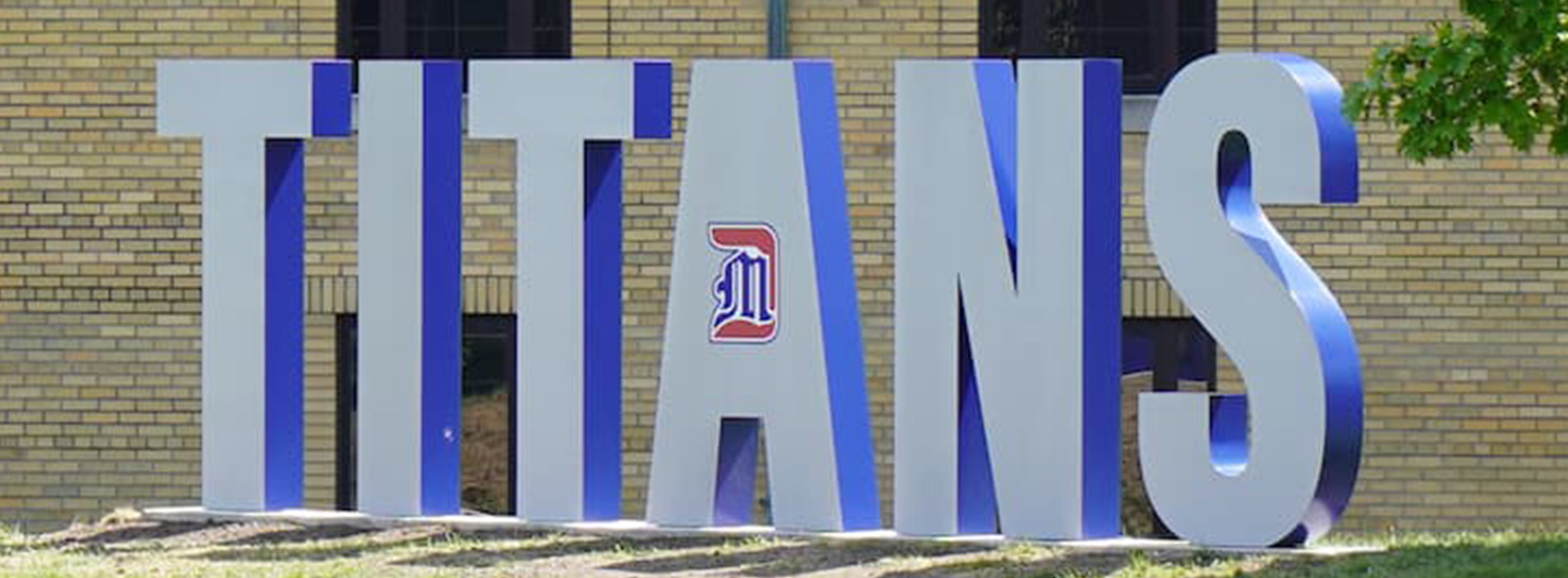 image of titans sign